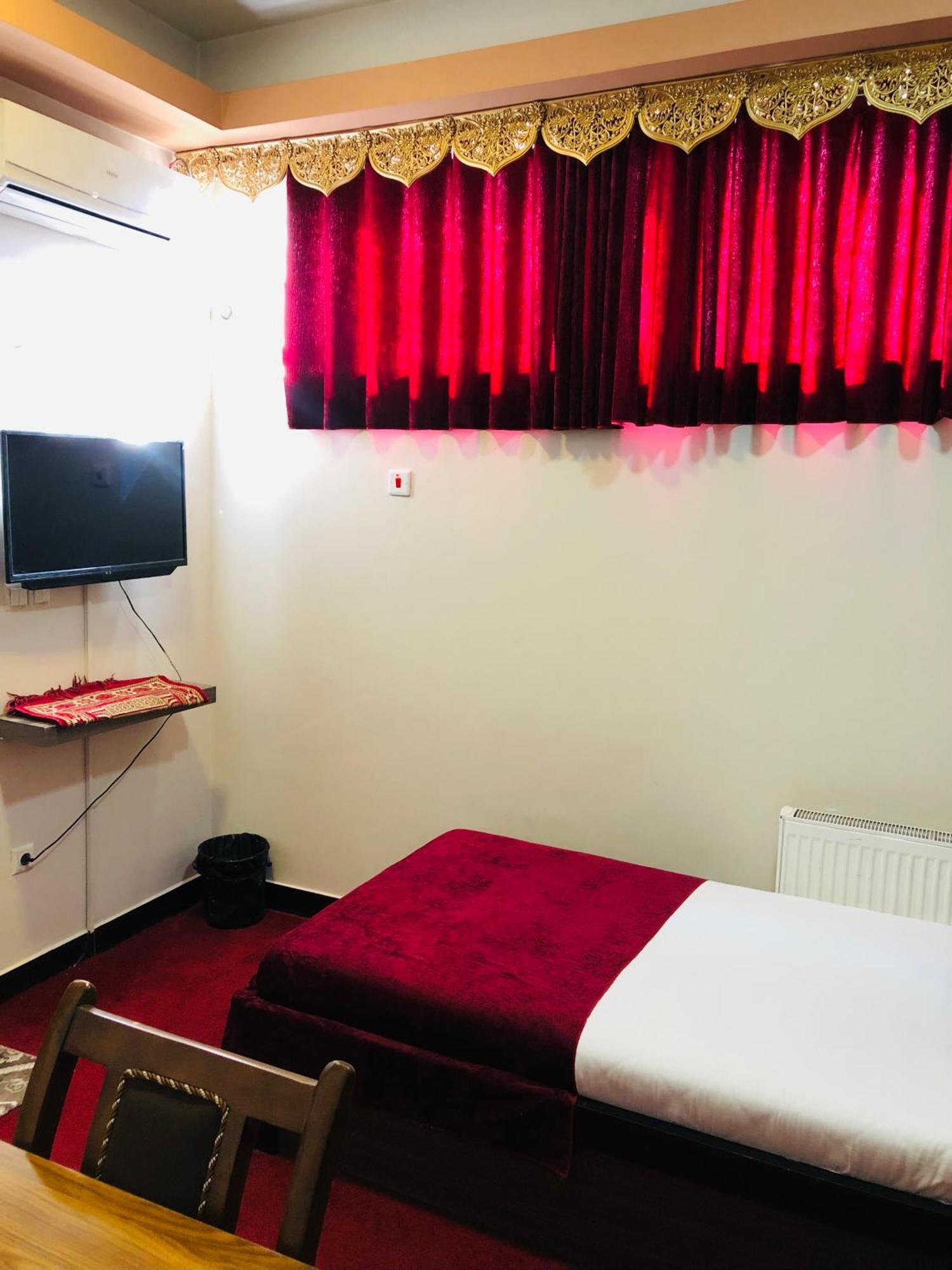 Khyber Hotel 喀布尔 外观 照片